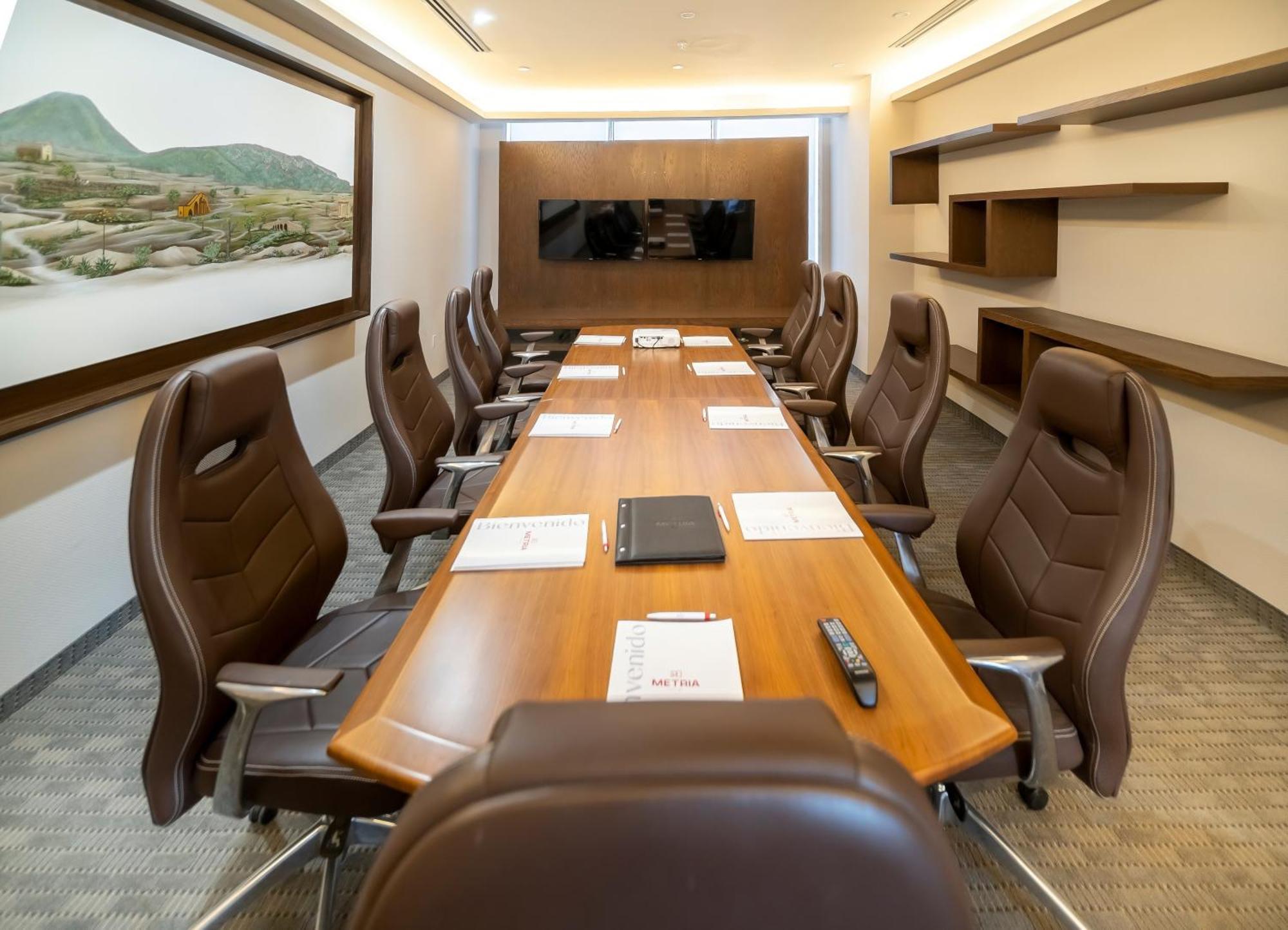 Metria Hotel Leon Luaran gambar Boardroom at the headquarters of the National Bank of Greece