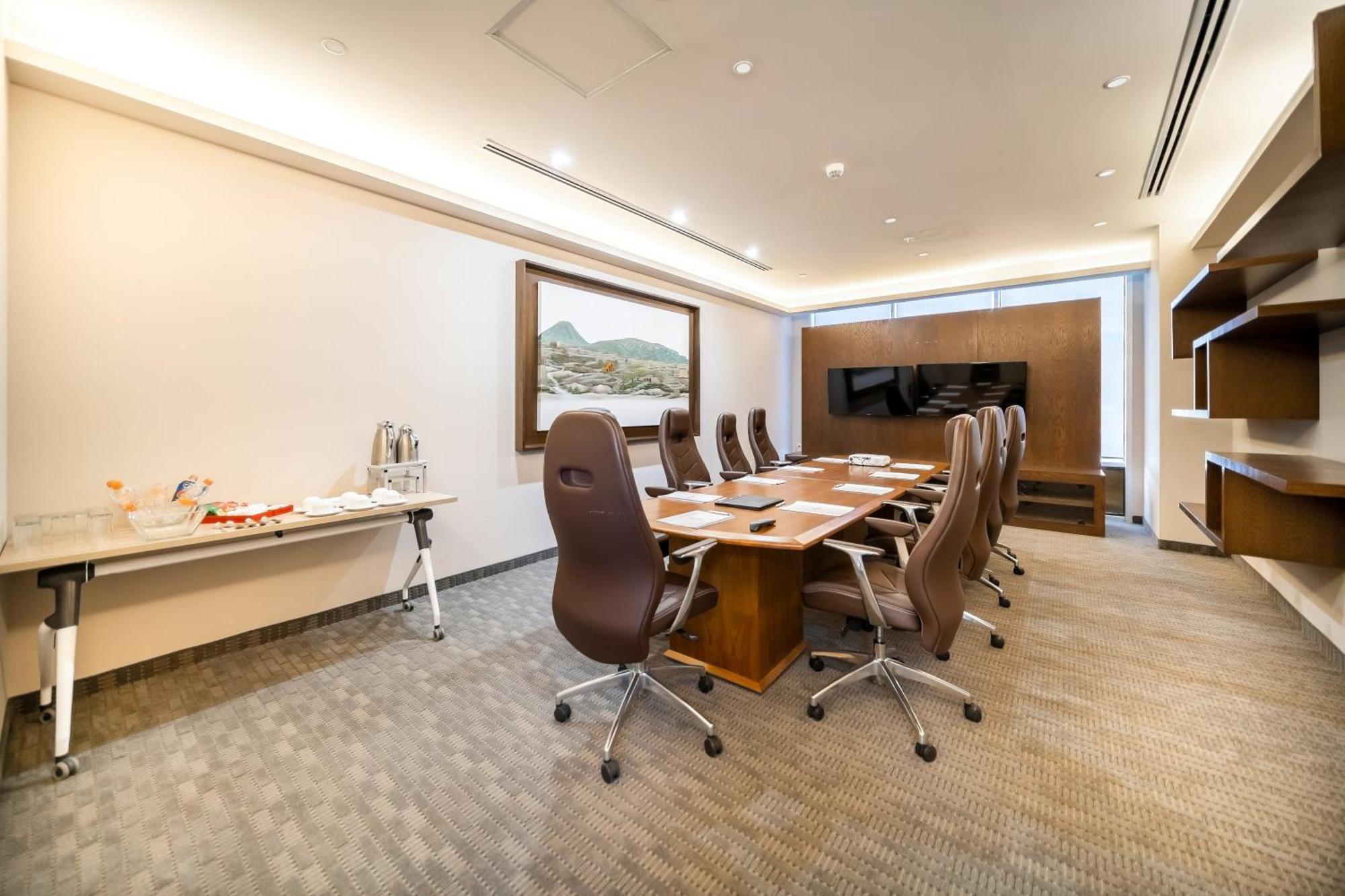 Metria Hotel Leon Luaran gambar Meeting room at the hotel