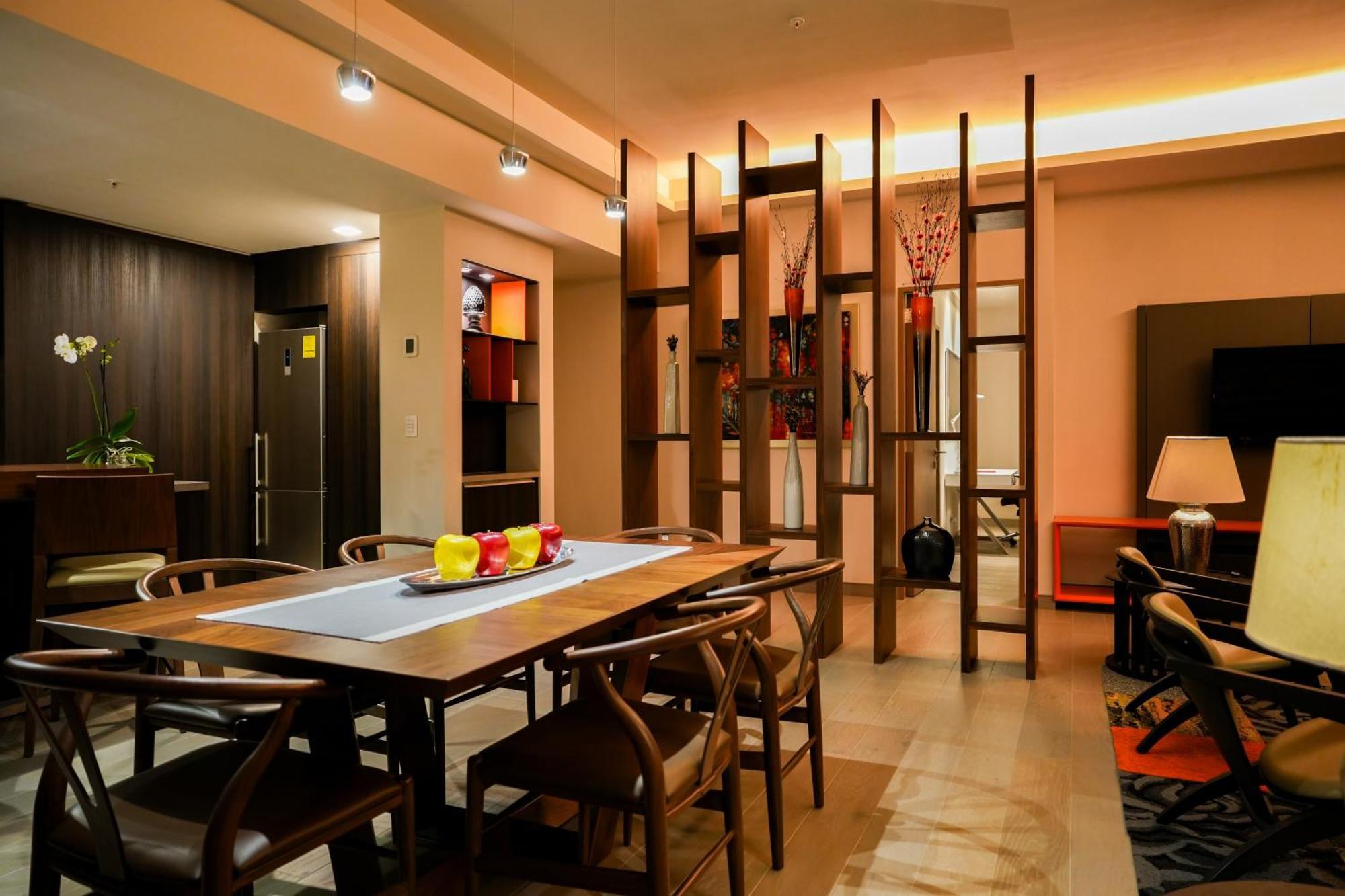 Metria Hotel Leon Luaran gambar A dining room